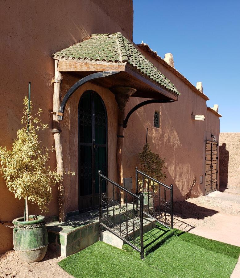 Riad Hanan Варзазат Екстериор снимка