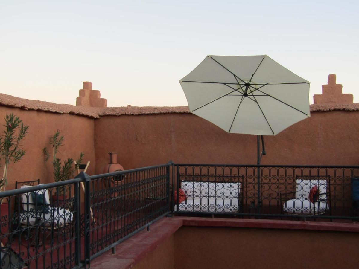 Riad Hanan Варзазат Екстериор снимка