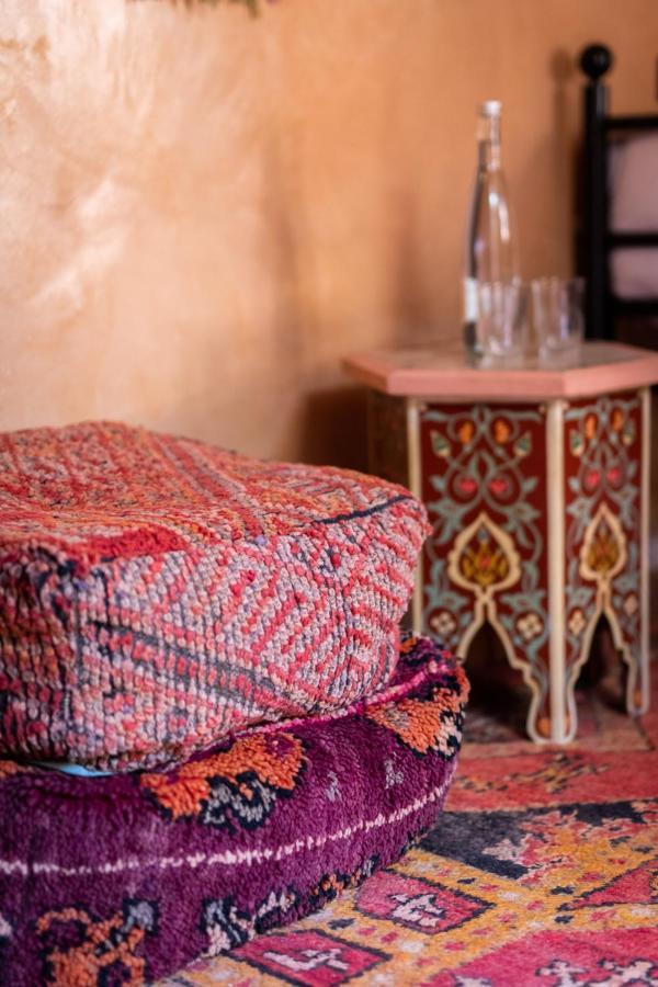 Riad Hanan Варзазат Екстериор снимка