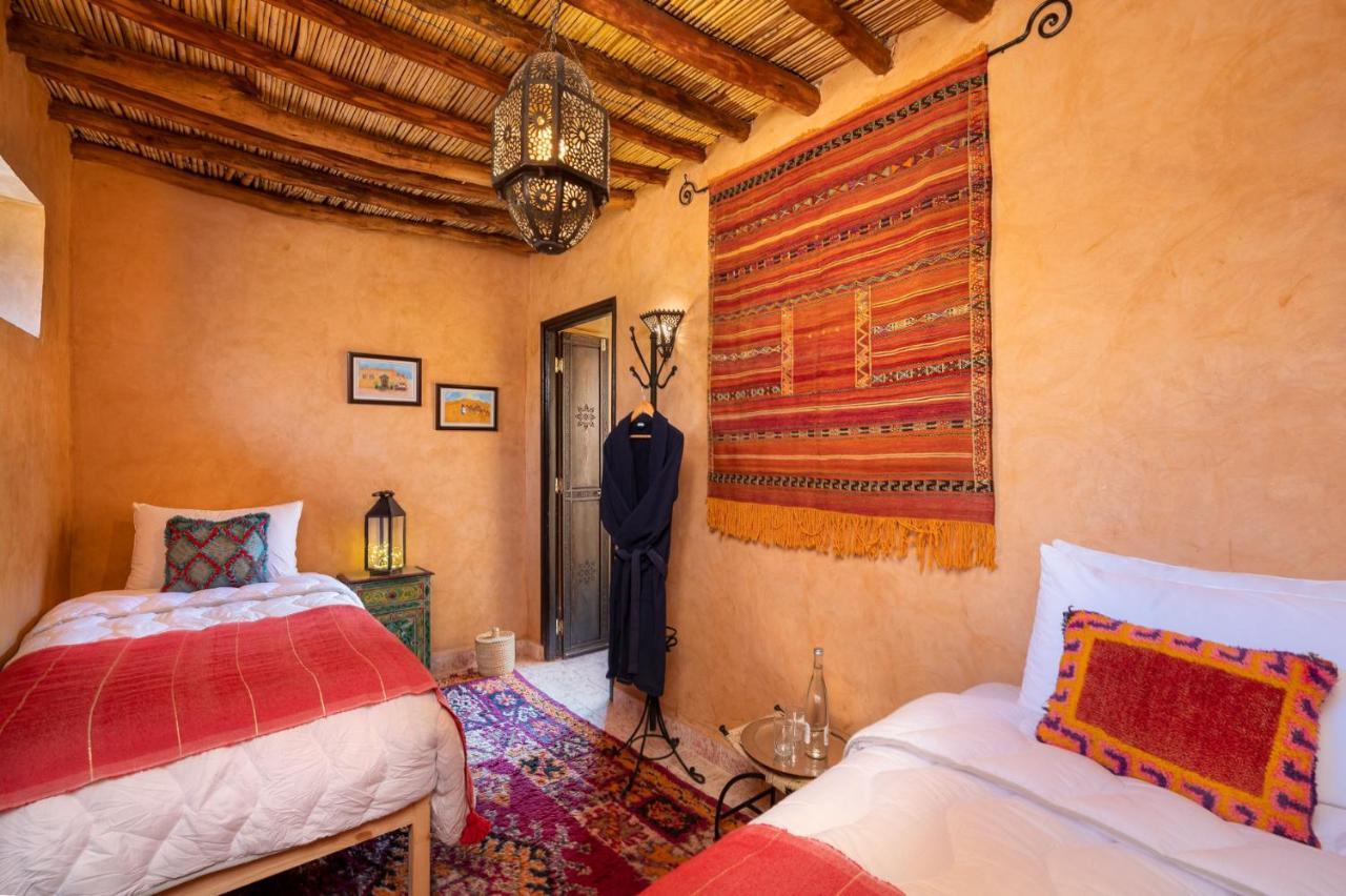 Riad Hanan Варзазат Екстериор снимка