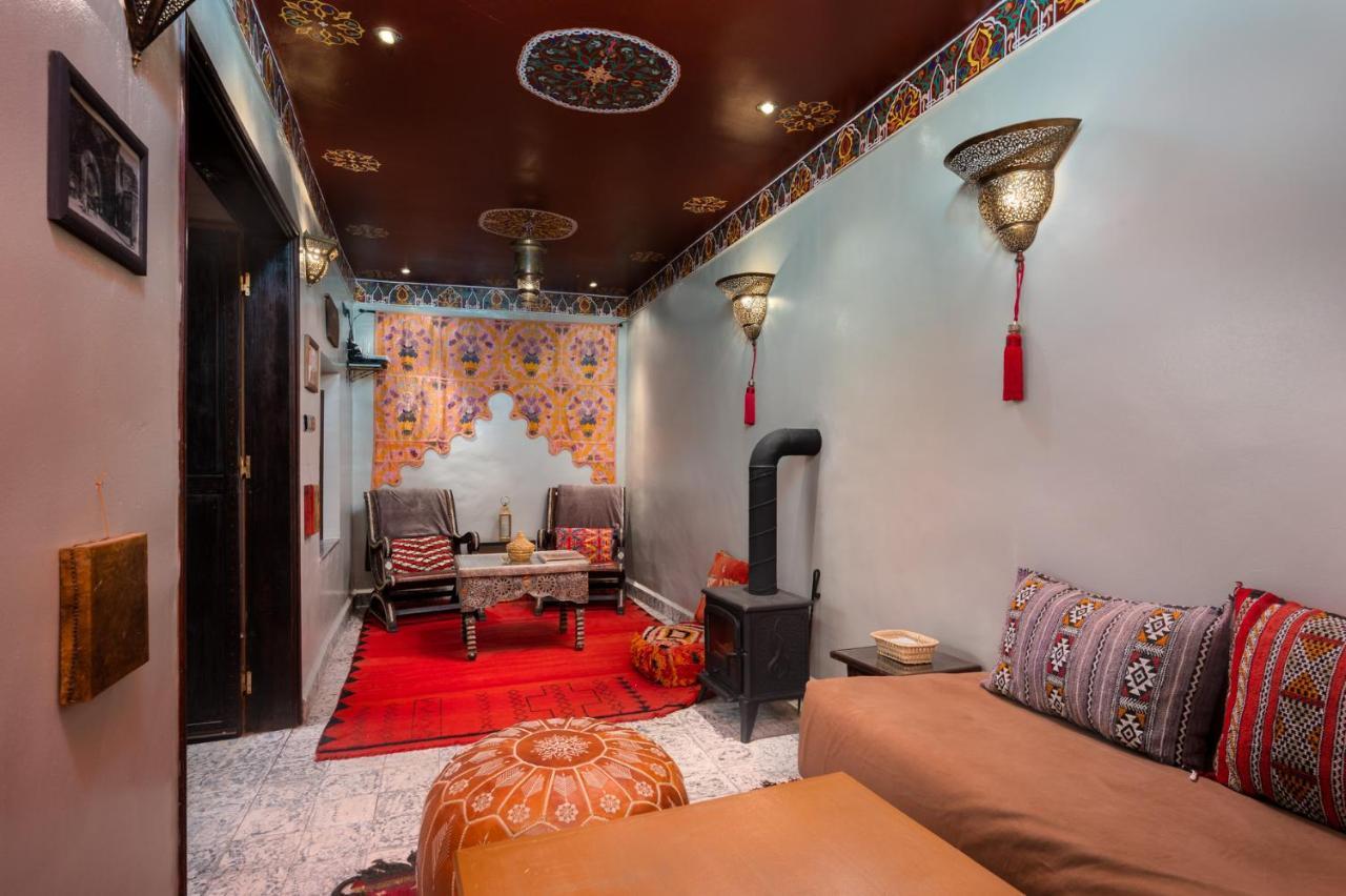 Riad Hanan Варзазат Екстериор снимка