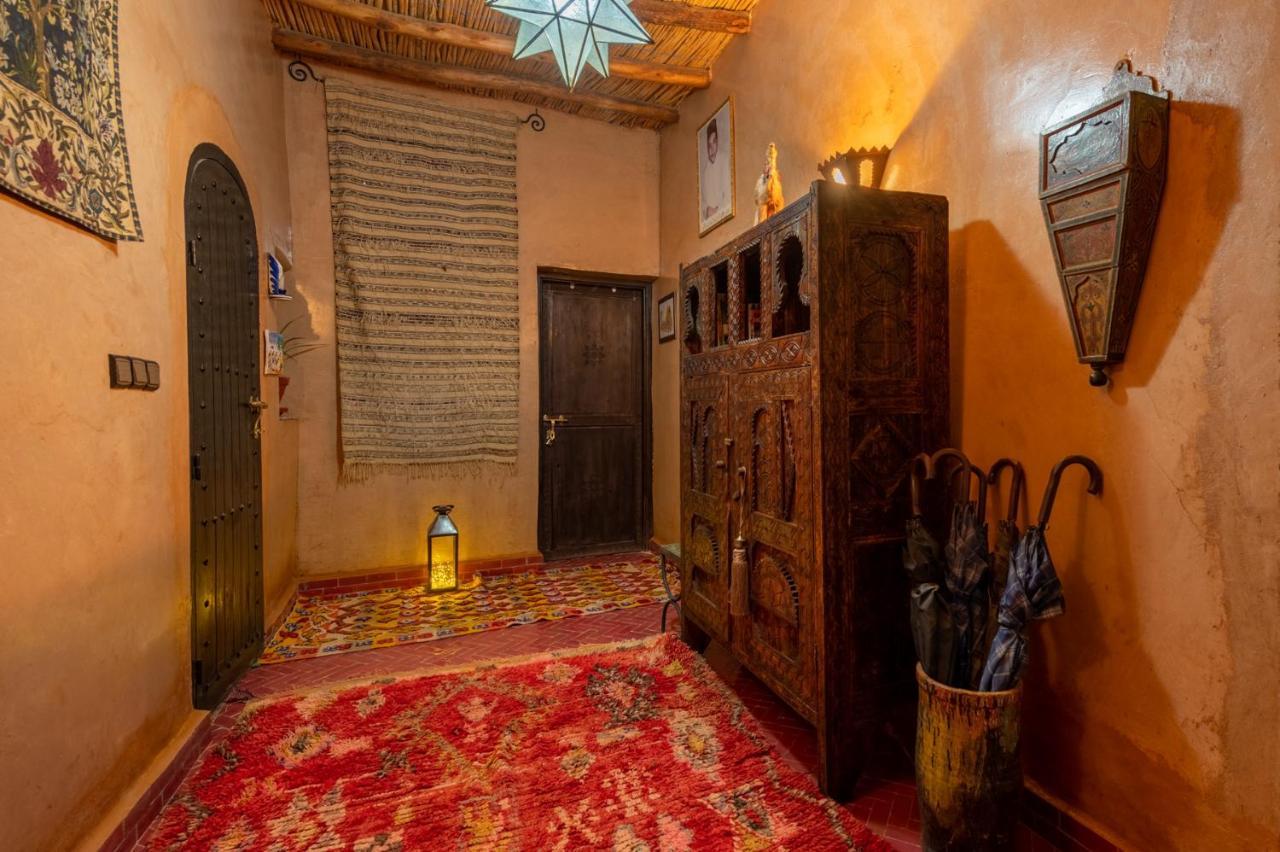 Riad Hanan Варзазат Екстериор снимка