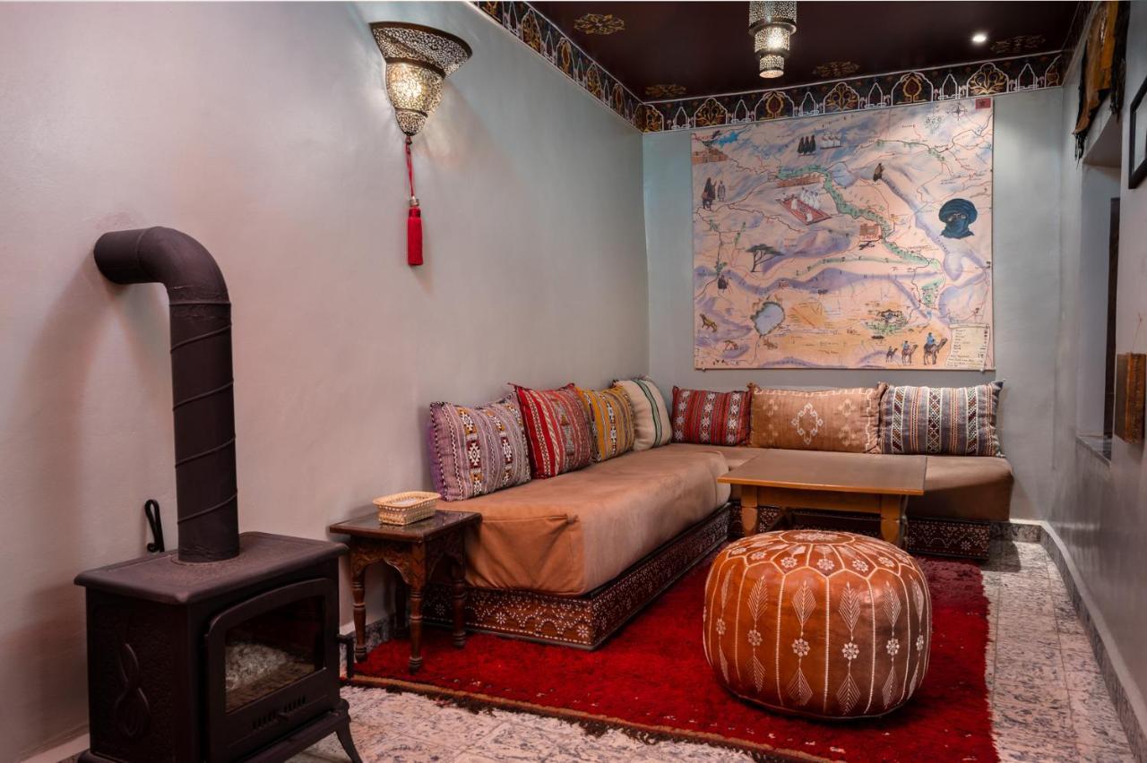 Riad Hanan Варзазат Екстериор снимка